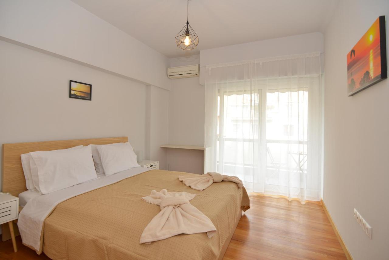 Acropolis Area 2 Bedroom 2 Min From Metro Syngrou