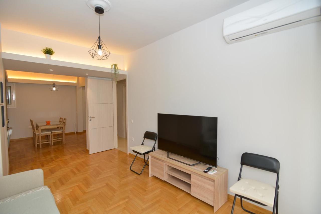 Acropolis Area 2 Bedroom 2 Min From Metro Syngrou *