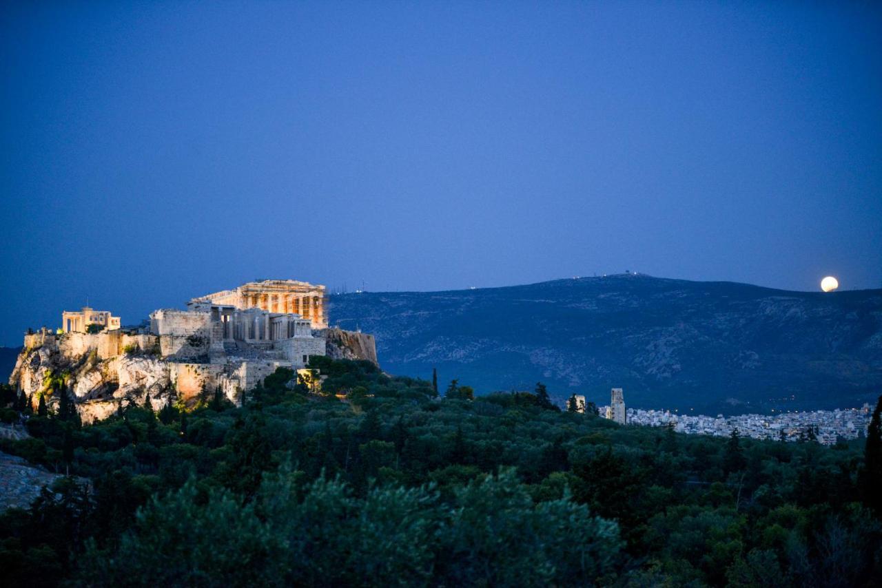 Acropolis Area 2 Bedroom 2 Min From Metro Syngrou * Athens